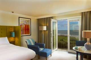 Отель Garryvoe Hotel Балликоттон Улучшенный двухместный номер с 1 кроватью и видом на море-1